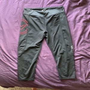 Virus Capri Legging